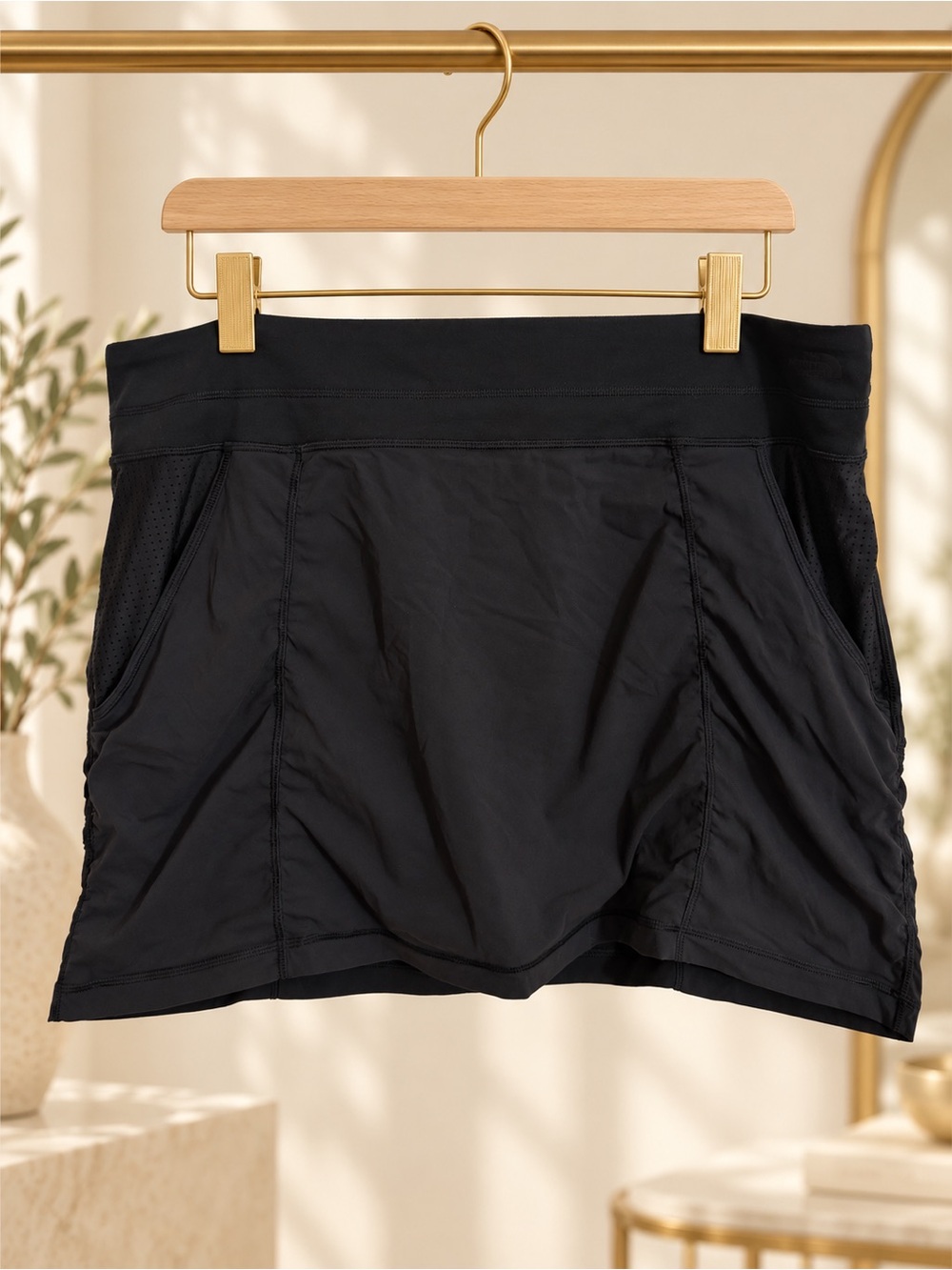 The North Face FlashDry Black Athletic Skort Women’s XL Hiking